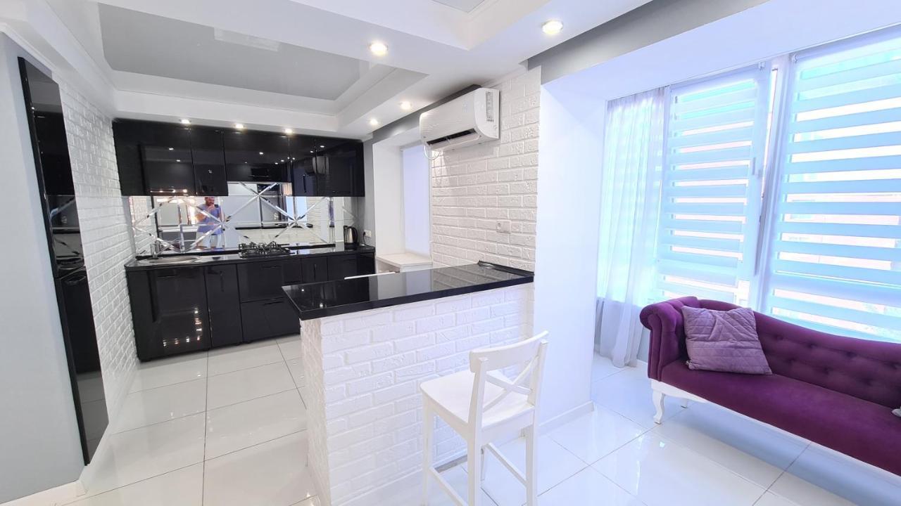 Apartaments On Prospekt Mira 35 Krzywy Róg Zewnętrze zdjęcie