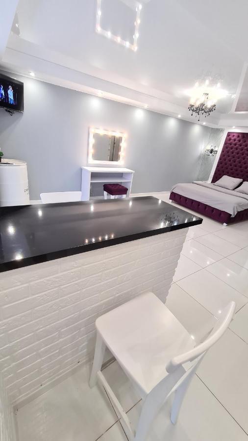 Apartaments On Prospekt Mira 35 Krzywy Róg Zewnętrze zdjęcie