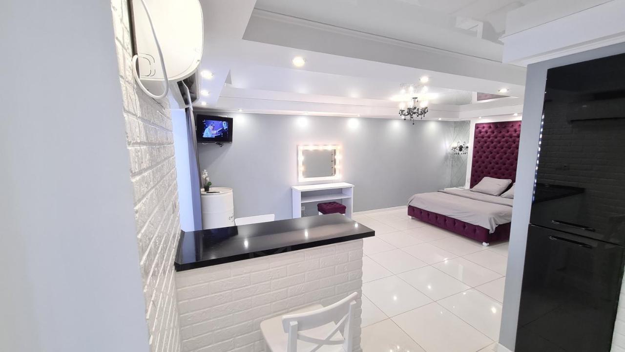 Apartaments On Prospekt Mira 35 Krzywy Róg Zewnętrze zdjęcie