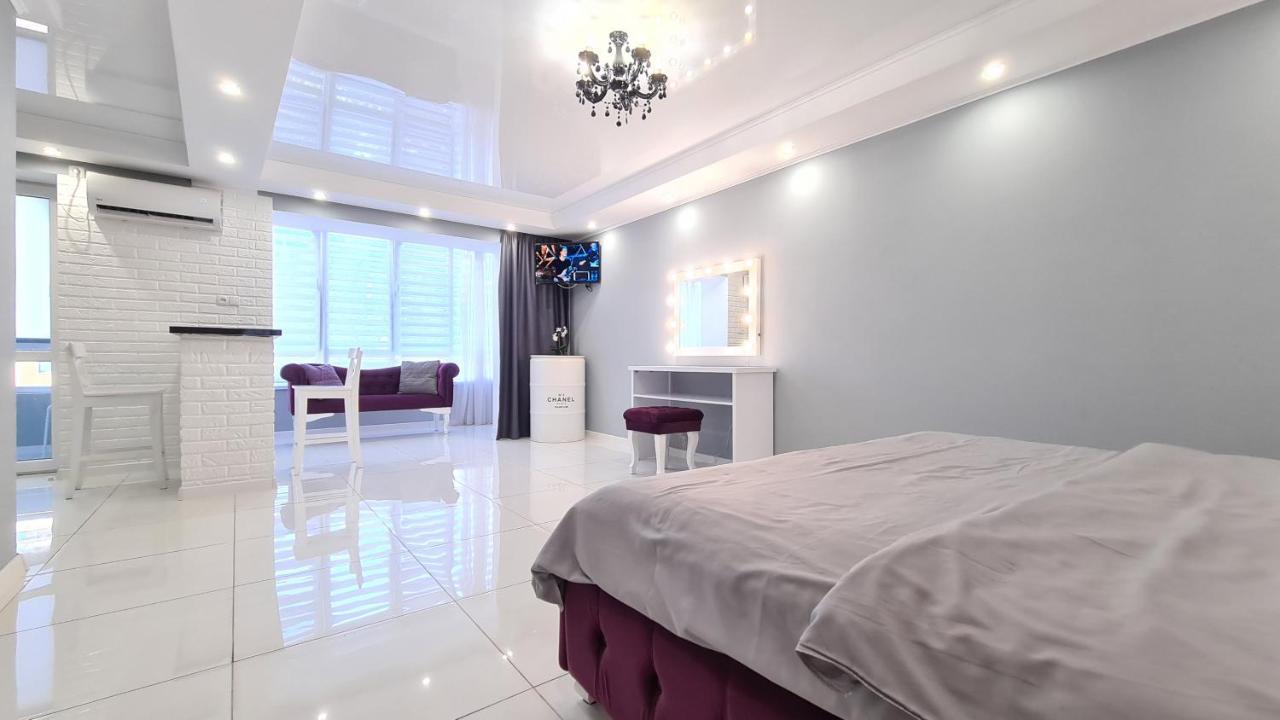 Apartaments On Prospekt Mira 35 Krzywy Róg Zewnętrze zdjęcie